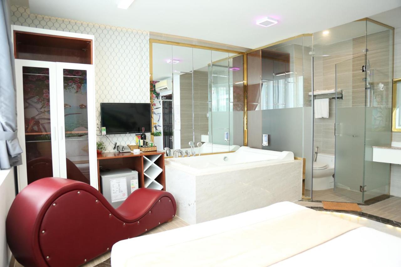 Hong Bao Thach Hotel Хошимин Екстериор снимка